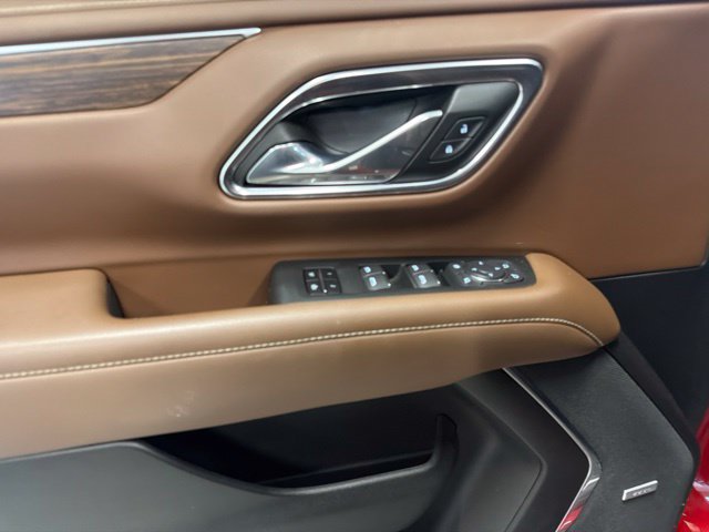 Used 2023 Chevrolet Suburban High Country w/ Advanced Technology Package AWD/4WD image 39