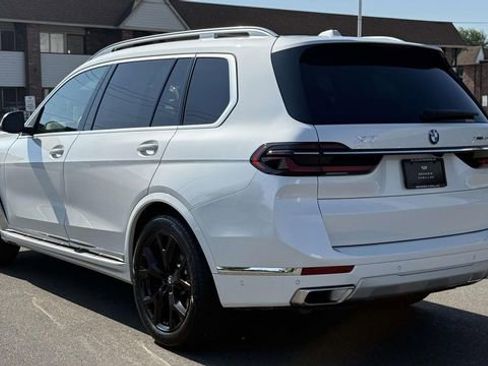 Used 2024 BMW X7 xDrive40i w/ Executive Package AWD/4WD image 8