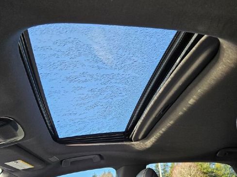 Used 2025 Lexus RX 350 AWD image 17