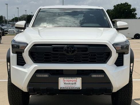 New 2026 Toyota Tacoma TRD Off-Road AWD/4WD image 8