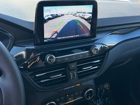 Used 2025 Ford Escape ST-Line image 24