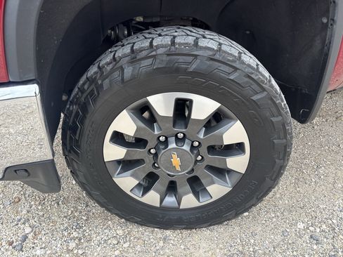 Used 2020 Chevrolet Silverado 2500 LT w/ All Star Edition AWD/4WD image 13