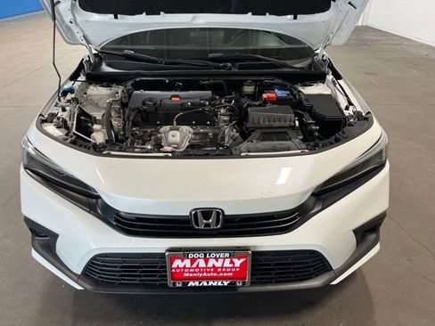 Used 2023 Honda Civic Sport image 9