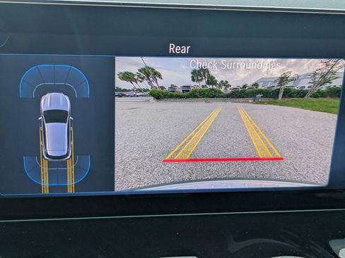 Certified 2025 Mercedes-Benz GLA 250 4MATIC image 11