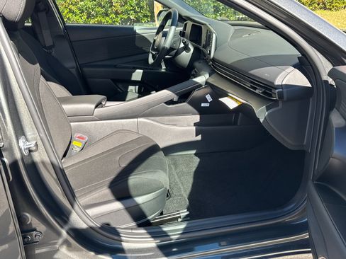 New 2026 Hyundai Elantra SEL Sport image 13