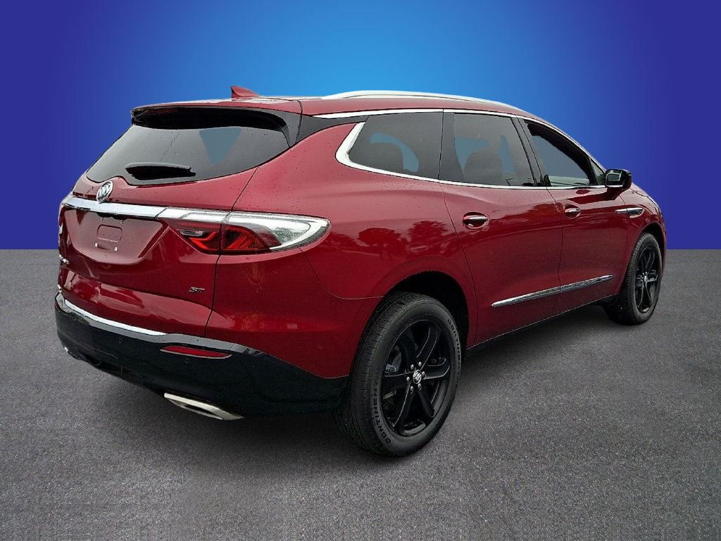 Used 2024 Buick Enclave Essence w/ Sport Touring Edition FWD image 4