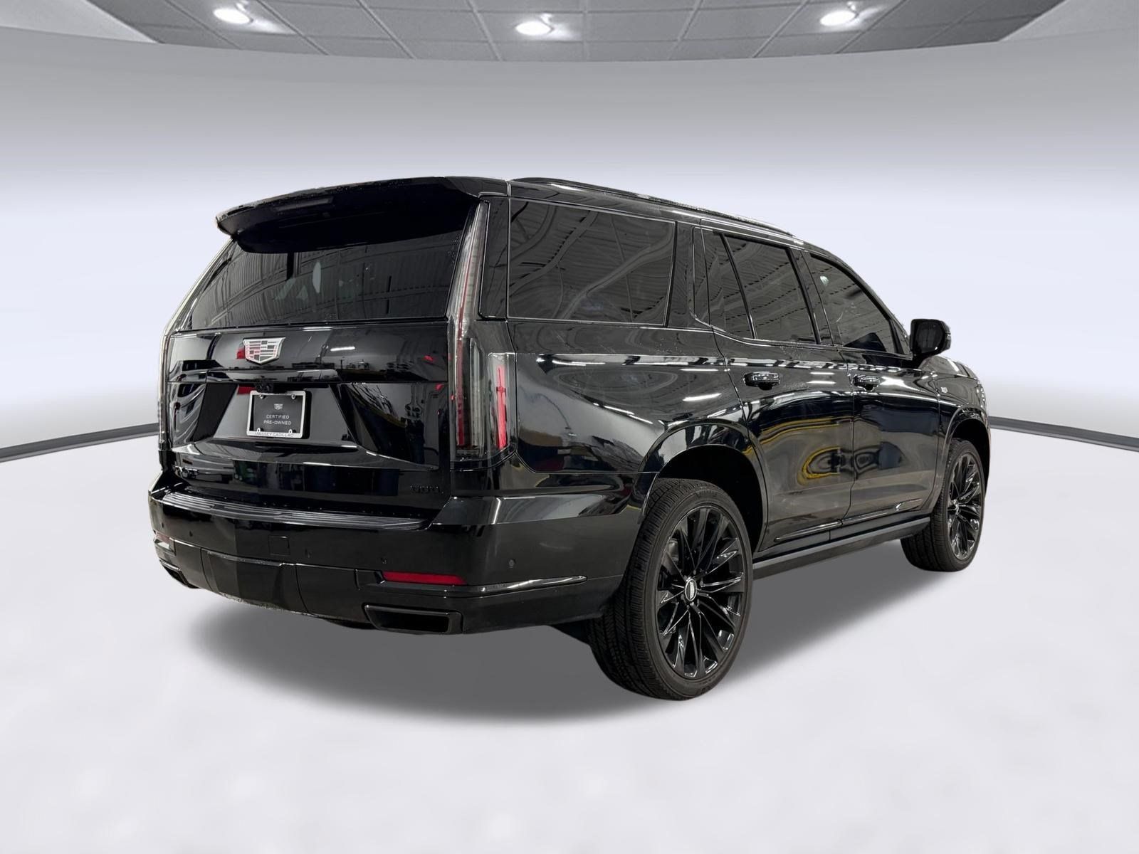 Certified 2025 Cadillac Escalade Sport Platinum w/ LPO, ONYX Package AWD/4WD image 9