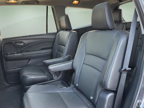 Used 2021 Honda Pilot Elite image 17