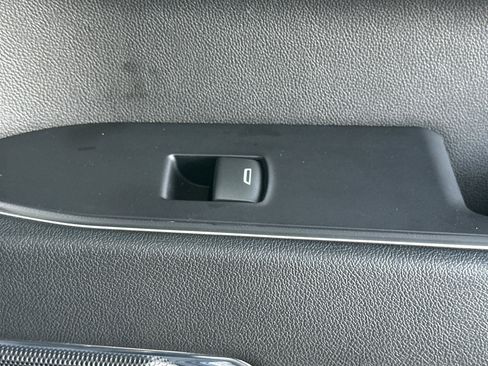 Used 2023 GMC Sierra 1500 Elevation w/ LPO, Elevation Black Package image 22