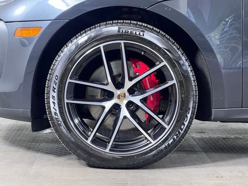 Certified 2022 Porsche Macan S AWD/4WD image 10
