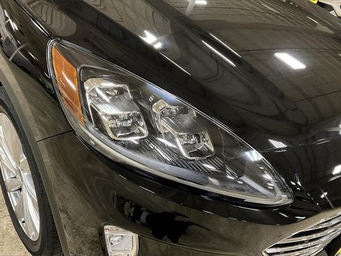 Used 2021 Ford Escape Titanium w/ Titanium Elite Package image 27