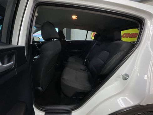Used 2021 Kia Sportage LX image 21