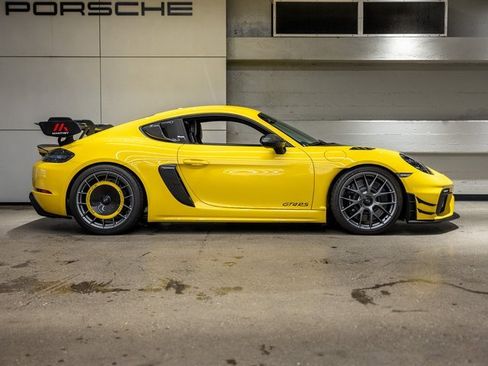 Certified 2023 Porsche 718 Cayman GT4 RS image 9