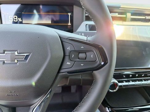 New 2027 Chevrolet Bolt LT w/ Comfort Package FWD image 26