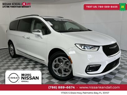 Used 2021 Chrysler Pacifica Limited w/ Premium & Safety Sphere Group