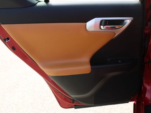 Used 2013 Lexus CT 200h w/ Premium Pkg w/Navigation image 24