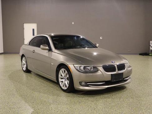 Used 2011 BMW 328i Convertible RWD image 1