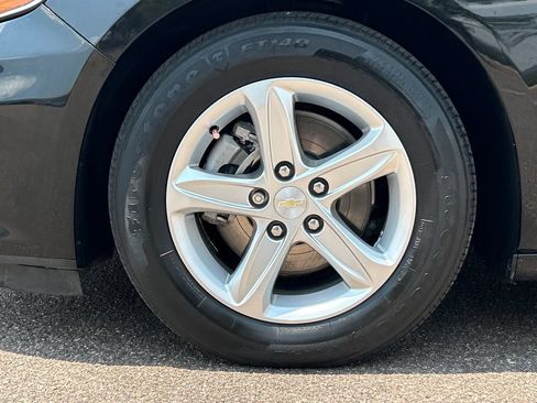 Used 2022 Chevrolet Malibu LS FWD image 21