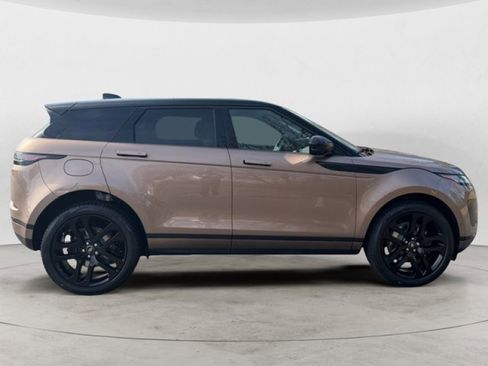 New 2026 Land Rover Range Rover Evoque S image 3