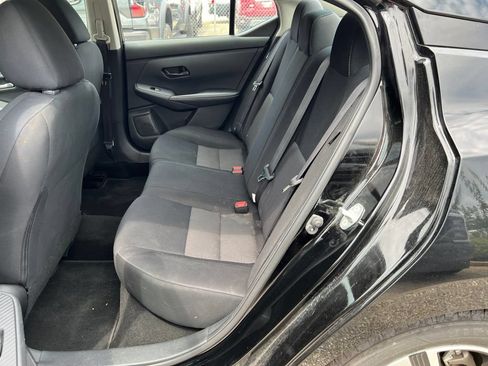 Used 2024 Nissan Sentra SV w/ Trunk Package FWD image 9