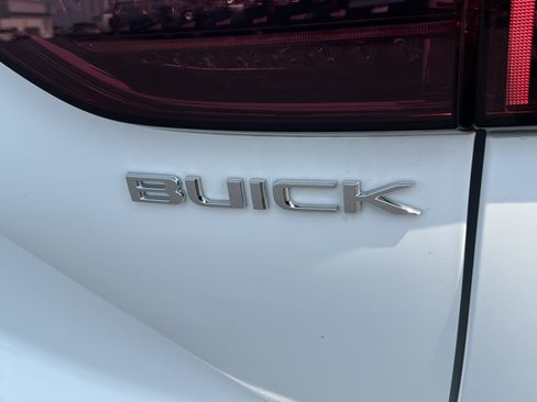 Used 2025 Buick Envision Sport Touring AWD/4WD image 9