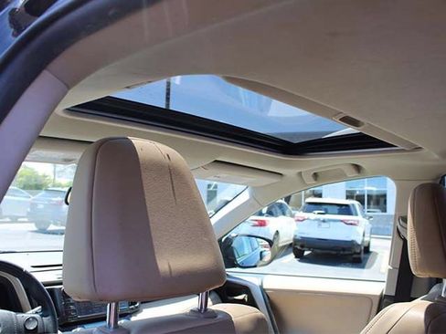 Used 2013 Toyota RAV4 Limited AWD/4WD image 9
