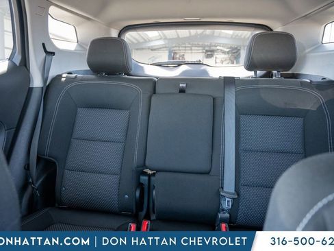 Used 2024 GMC Terrain SLE image 18