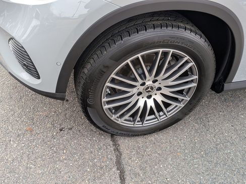 Certified 2025 Mercedes-Benz GLC 300 4MATIC image 10