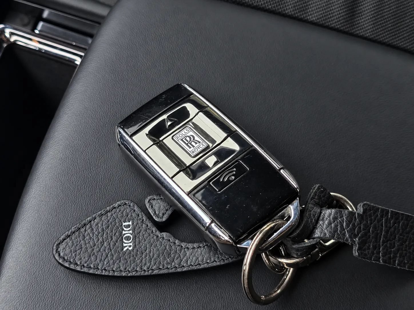 Used 2020 Rolls-Royce Cullinan Black Badge AWD/4WD image 69