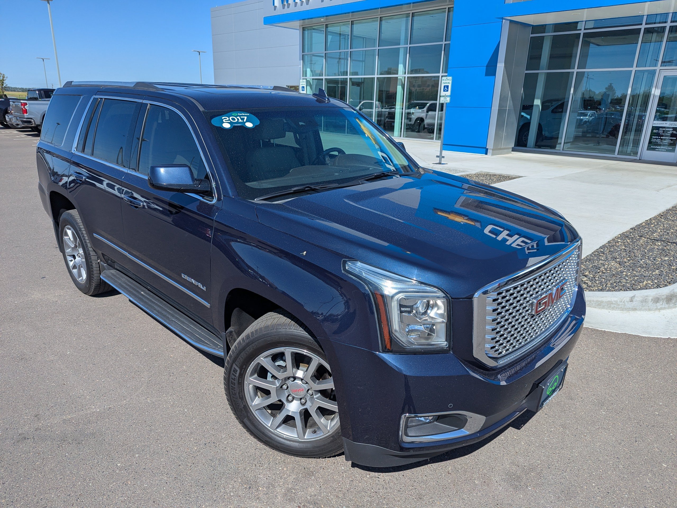 Certified 2017 GMC Yukon Denali w/ Open Road Package AWD/4WD image 4