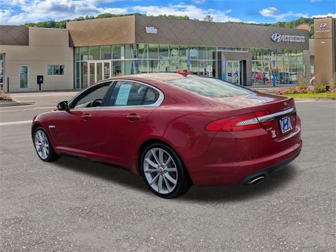 Used 2015 Jaguar XF Portfolio image 5