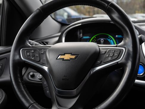 Used 2018 Chevrolet Volt Premier image 25