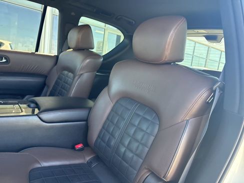 Used 2020 Nissan Armada Platinum w/ Platinum Reserve Package image 42