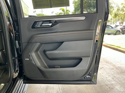 Used 2026 Chevrolet Suburban RST w/ Comfort Package RWD image 36