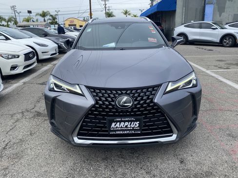 Used 2019 Lexus UX 200 w/ Premium Package image 3
