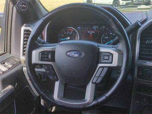 Used 2022 Ford F350 Platinum w/ FX4 Off-Road Package image 31