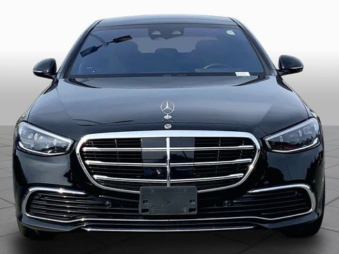 Used 2022 Mercedes-Benz S 580 4MATIC Sedan image 4