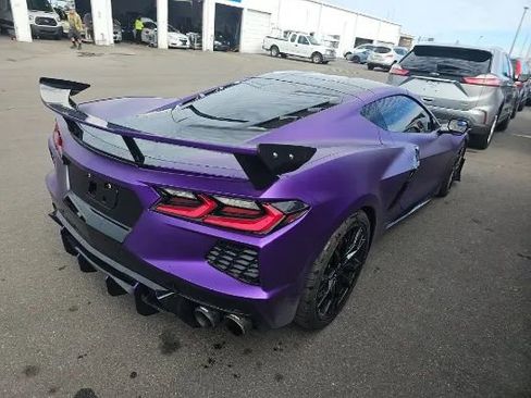 Used 2023 Chevrolet Corvette Stingray Coupe w/ 1LT image 4