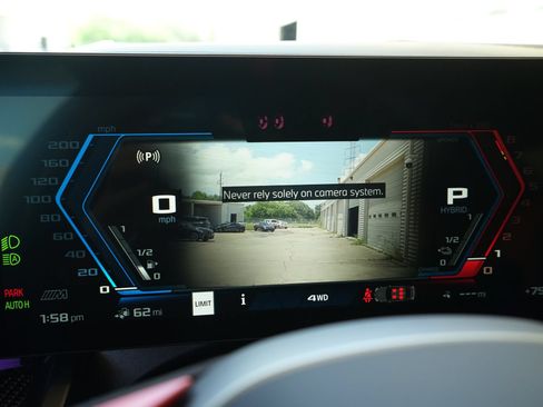 Used 2026 BMW M5 w/ Carbon Package AWD/4WD image 18