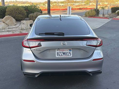 Used 2022 Honda Civic Sport image 8