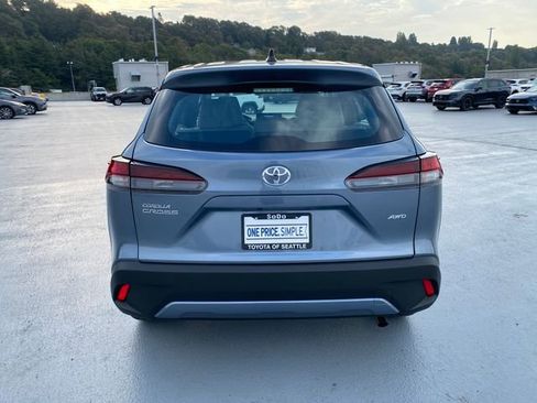 New 2026 Toyota Corolla Cross L image 9