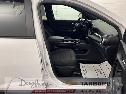 Used 2025 Chevrolet Equinox LT FWD image 39