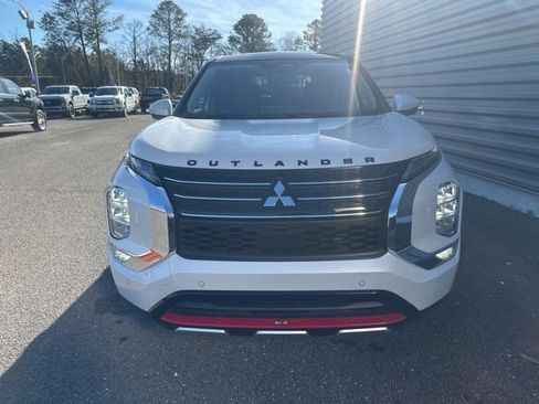 Used 2023 Mitsubishi Outlander Ralliart image 8