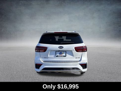 Used 2019 Kia Sorento SX image 4