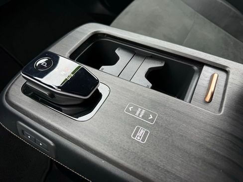 Certified 2024 Nissan Ariya FWD image 27