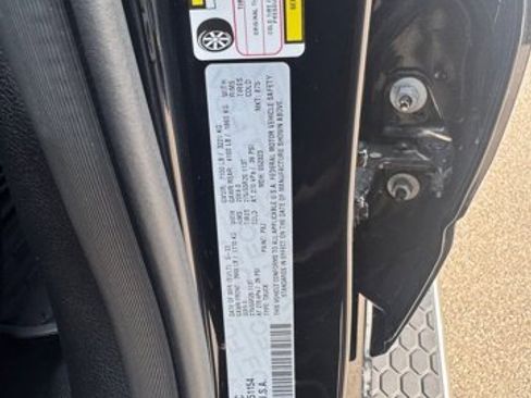 Certified 2022 RAM 1500 Big Horn image 32