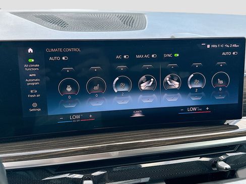 Used 2023 BMW X7 xDrive40i image 16