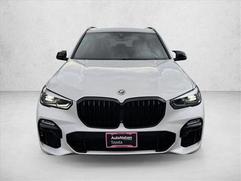 Used 2019 BMW X5 xDrive40i w/ M Sport Package image 2