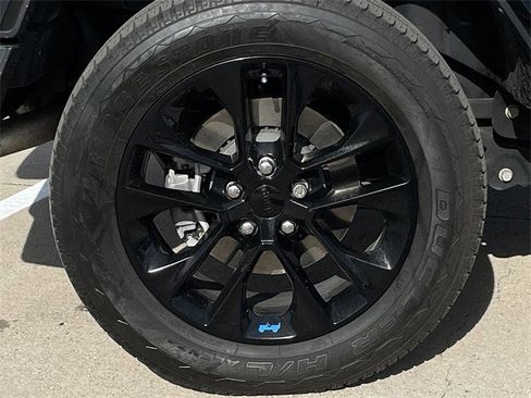 Used 2022 Jeep Wrangler Unlimited Sahara image 9