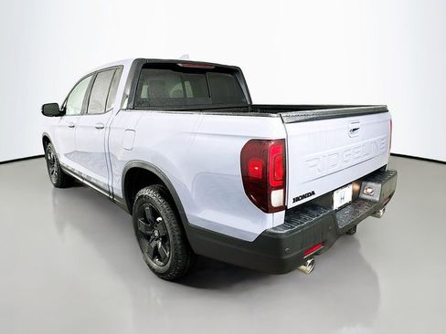 New 2026 Honda Ridgeline Black Edition image 7